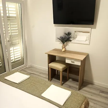 Ferienwohnung Apartman Lux Makarska Exterior foto