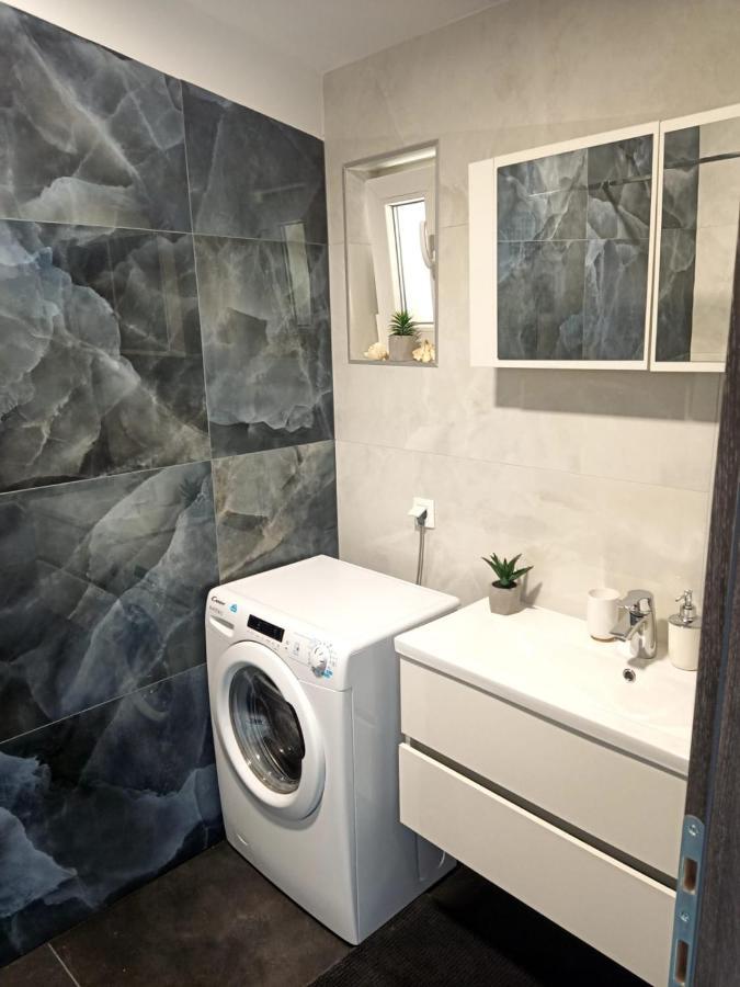 Apartment Apartman Lux Makarska