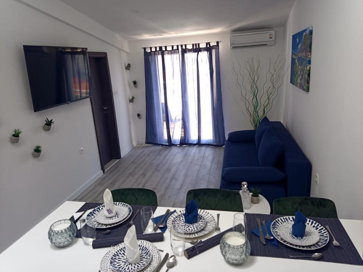 Apartman Lux Apartment *