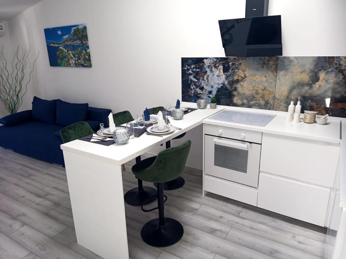 Apartment Apartman Lux *